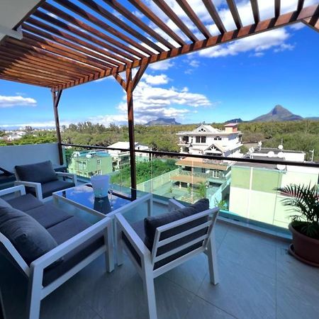 Top-Floor Modern 3Bd Penthouse With Beautiful Mountain View Terrace - 5 Min Walk To Beach Flic-en-Flacq Zewnętrze zdjęcie